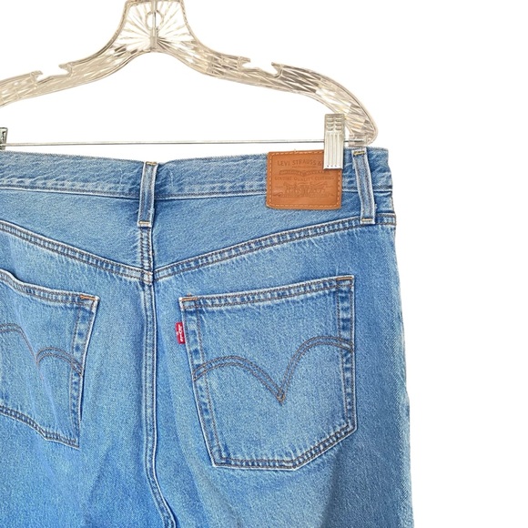 Levi’s Ribcage Straight Ankle Button Fly High Rise Light Wash Jeans Womens 32 - Picture 6 of 6